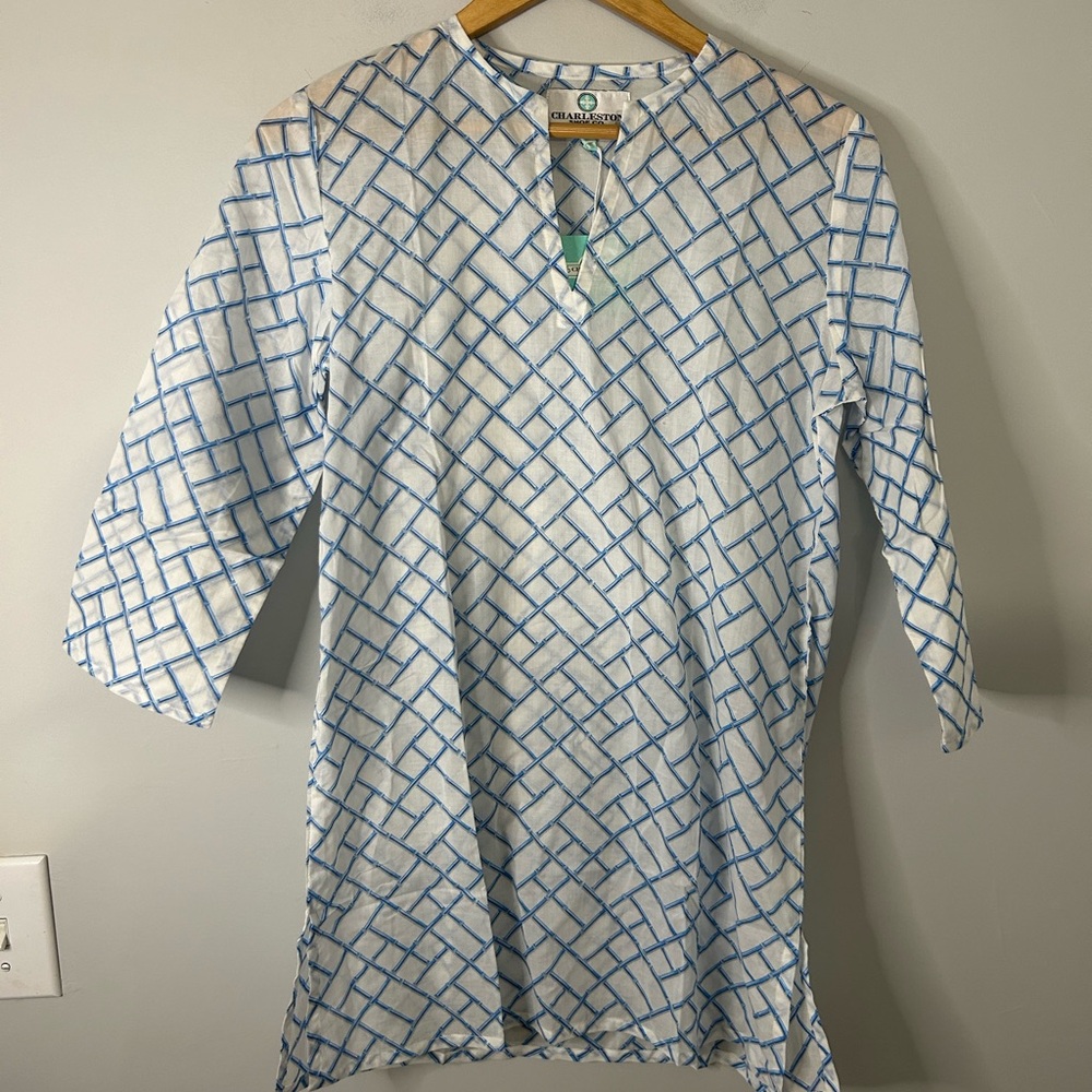 NWT Charleston Shoe Company White & Blue Printed Tunic
